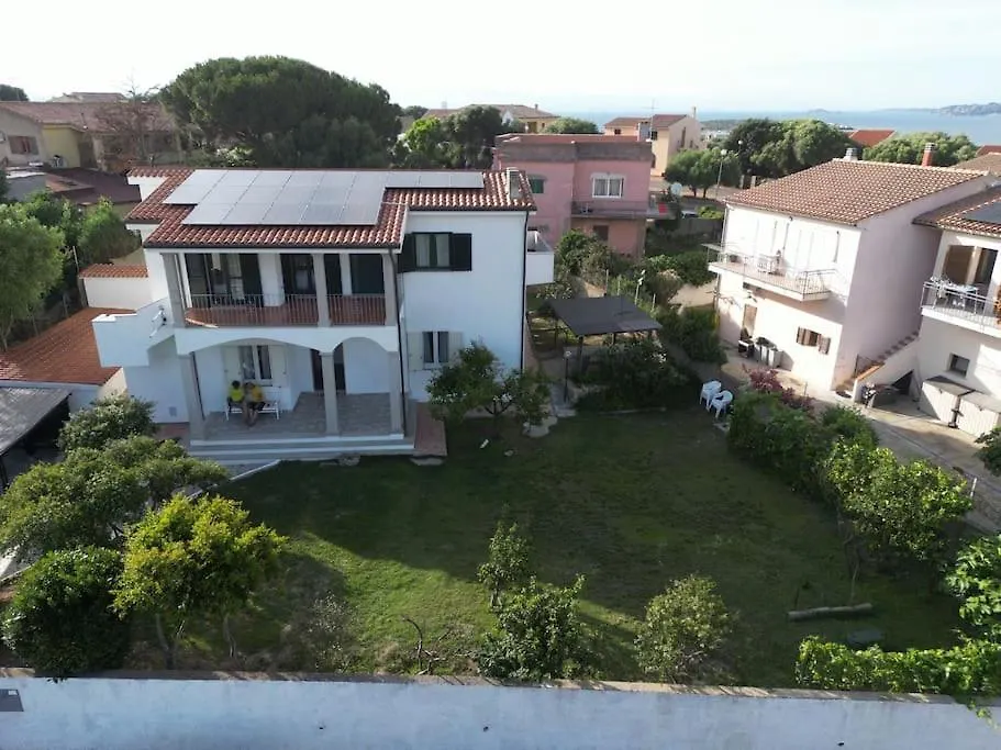 Appartamento In Villa Porto Pollo Apartment